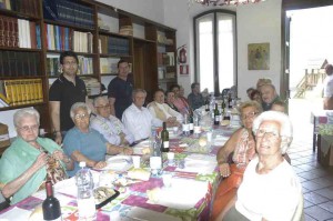 Il Sindaco Cipullo con il Vice Sindaco Molino al consueto pranzo con gli Anziani